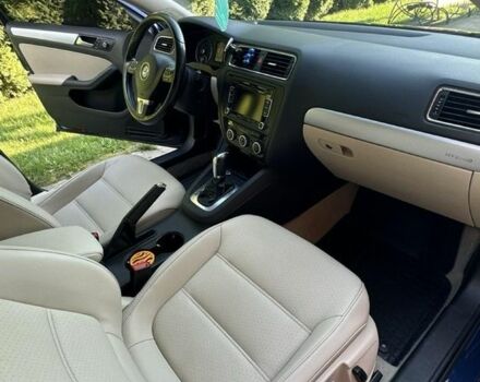 Синий Фольксваген Джетта, объемом двигателя 1.4 л и пробегом 195 тыс. км за 8000 $, фото 5 на Automoto.ua