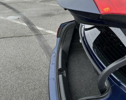 Фольксваген Джетта 2013 в Кицмане на Automoto.ua Синий Фольксваген Джетта, объемом двигателя 2 л и пробегом 160 тыс. км за 9600 $, фото 15 на Automoto.ua