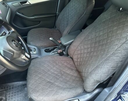 Синій Фольксваген Джетта, об'ємом двигуна 2.5 л та пробігом 240 тис. км за 7350 $, фото 18 на Automoto.ua