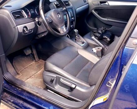 Фольксваген Джетта 2013 в Киеве на Automoto.ua Синий Фольксваген Джетта, объемом двигателя 2.5 л и пробегом 148 тыс. км за 11000 $, фото 2 на Automoto.ua