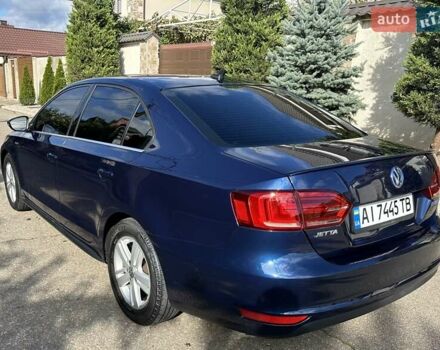 Фольксваген Джетта 2013 в Одессе на Automoto.ua Синий Фольксваген Джетта, объемом двигателя 1.39 л и пробегом 240 тыс. км за 8700 $, фото 2 на Automoto.ua