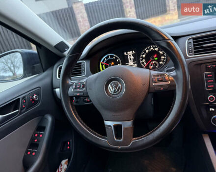 Синий Фольксваген Джетта, объемом двигателя 1.39 л и пробегом 197 тыс. км за 7900 $, фото 13 на Automoto.ua