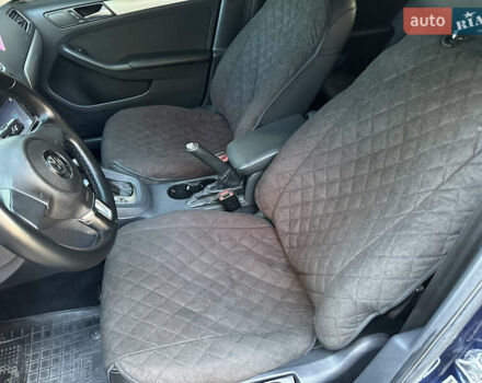 Синій Фольксваген Джетта, об'ємом двигуна 2.48 л та пробігом 240 тис. км за 7350 $, фото 18 на Automoto.ua