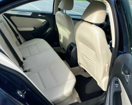 Синій Фольксваген Джетта, об'ємом двигуна 2.5 л та пробігом 86 тис. км за 10000 $, фото 9 на Automoto.ua