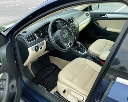 Синій Фольксваген Джетта, об'ємом двигуна 2.5 л та пробігом 86 тис. км за 10000 $, фото 7 на Automoto.ua