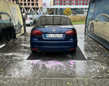 Фольксваген Джетта 2013 в Львове на Automoto.ua Синий Фольксваген Джетта, объемом двигателя 1.98 л и пробегом 245 тыс. км за 7999 $, фото 2 на Automoto.ua