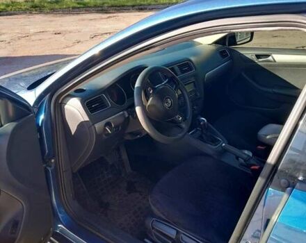 Синий Фольксваген Джетта, объемом двигателя 1.8 л и пробегом 153 тыс. км за 10400 $, фото 7 на Automoto.ua