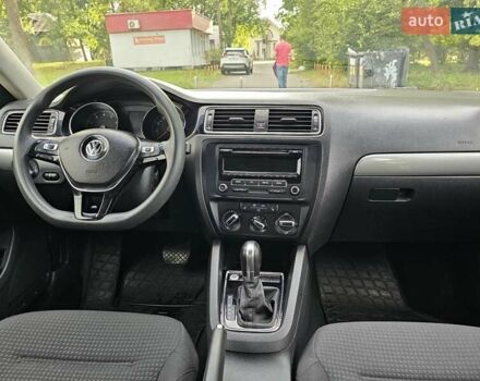 Фольксваген Джетта 2014 в Киеве на Automoto.ua Синий Фольксваген Джетта, объемом двигателя 1.8 л и пробегом 180 тыс. км за 6700 $, фото 14 на Automoto.ua