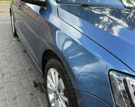 Фольксваген Джетта 2014 в Кропивницком (Кировограде) на Automoto.ua Синий Фольксваген Джетта, объемом двигателя 1.8 л и пробегом 113 тыс. км за 10700 $, фото 2 на Automoto.ua
