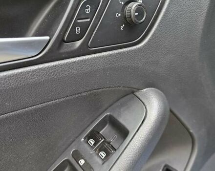 Фольксваген Джетта 2014 в Киеве на Automoto.ua Синий Фольксваген Джетта, объемом двигателя 1.8 л и пробегом 180 тыс. км за 6700 $, фото 18 на Automoto.ua