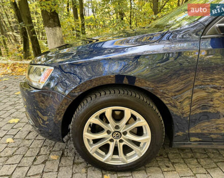 Фольксваген Джетта 2014 в Черновцах на Automoto.ua Синий Фольксваген Джетта, объемом двигателя 1.8 л и пробегом 147 тыс. км за 8300 $, фото 15 на Automoto.ua