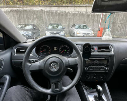 Фольксваген Джетта 2014 в Киеве на Automoto.ua Синий Фольксваген Джетта, объемом двигателя 2 л и пробегом 313 тыс. км за 7300 $, фото 8 на Automoto.ua