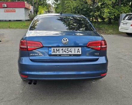 Фольксваген Джетта 2014 в Киеве на Automoto.ua Синий Фольксваген Джетта, объемом двигателя 1.8 л и пробегом 180 тыс. км за 6700 $, фото 4 на Automoto.ua