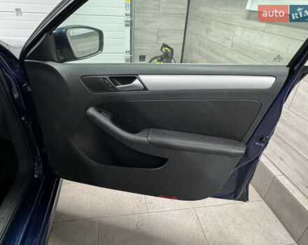 Синий Фольксваген Джетта, объемом двигателя 1.8 л и пробегом 100 тыс. км за 5500 $, фото 16 на Automoto.ua