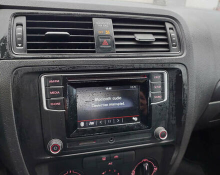 Синий Фольксваген Джетта, объемом двигателя 1.4 л и пробегом 178 тыс. км за 8500 $, фото 30 на Automoto.ua