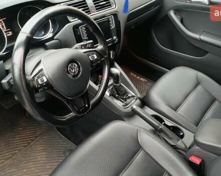 Синий Фольксваген Джетта, объемом двигателя 1.8 л и пробегом 154 тыс. км за 10000 $, фото 3 на Automoto.ua