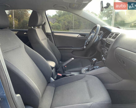 Синий Фольксваген Джетта, объемом двигателя 1.8 л и пробегом 145 тыс. км за 9600 $, фото 8 на Automoto.ua