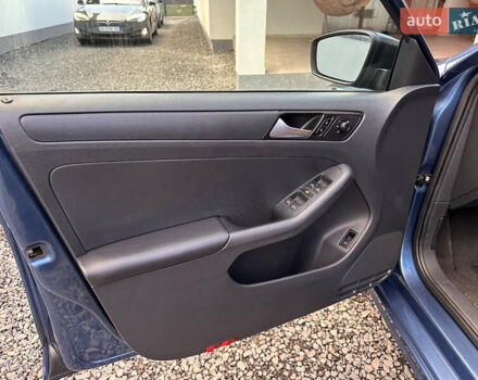 Синий Фольксваген Джетта, объемом двигателя 1.4 л и пробегом 236 тыс. км за 7999 $, фото 38 на Automoto.ua