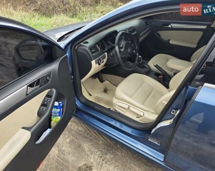 Фольксваген Джетта 2015 в Киеве на Automoto.ua Синий Фольксваген Джетта, объемом двигателя 1.8 л и пробегом 213 тыс. км за 11900 $, фото 5 на Automoto.ua