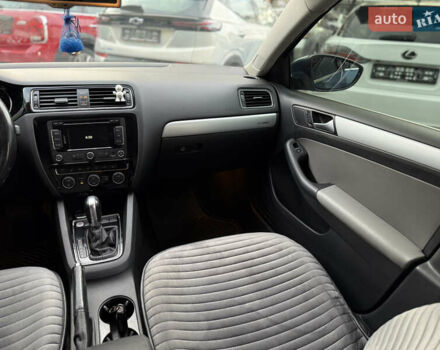 Фольксваген Джетта 2015 у Одесі на Automoto.ua Синій Фольксваген Джетта, об'ємом двигуна 1.39 л та пробігом 240 тис. км за 8900 $, фото 50 на Automoto.ua