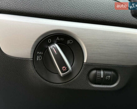 Фольксваген Джетта 2015 у Одесі на Automoto.ua Синій Фольксваген Джетта, об'ємом двигуна 1.39 л та пробігом 240 тис. км за 8900 $, фото 56 на Automoto.ua