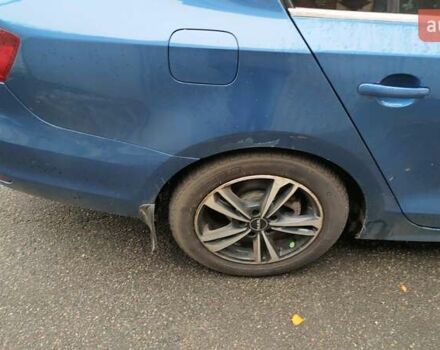 Синий Фольксваген Джетта, объемом двигателя 1.8 л и пробегом 154 тыс. км за 10000 $, фото 5 на Automoto.ua