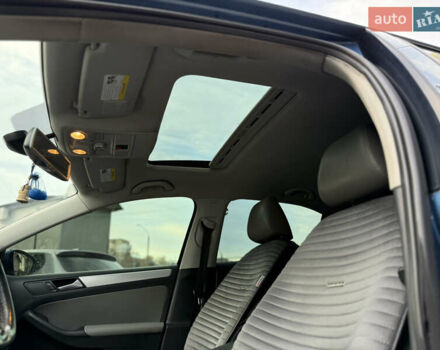 Фольксваген Джетта 2015 у Одесі на Automoto.ua Синій Фольксваген Джетта, об'ємом двигуна 1.39 л та пробігом 240 тис. км за 8900 $, фото 59 на Automoto.ua