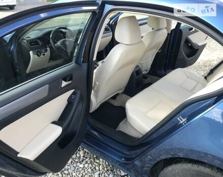 Синій Фольксваген Джетта, об'ємом двигуна 2 л та пробігом 238 тис. км за 10400 $, фото 10 на Automoto.ua