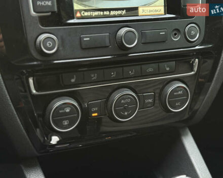 Фольксваген Джетта 2015 у Одесі на Automoto.ua Синій Фольксваген Джетта, об'ємом двигуна 1.39 л та пробігом 240 тис. км за 8900 $, фото 58 на Automoto.ua