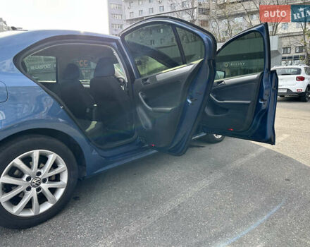 Синий Фольксваген Джетта, объемом двигателя 1.8 л и пробегом 157 тыс. км за 10500 $, фото 5 на Automoto.ua