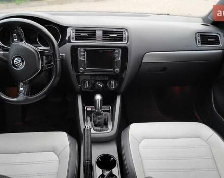 Синий Фольксваген Джетта, объемом двигателя 1.8 л и пробегом 172 тыс. км за 10500 $, фото 6 на Automoto.ua