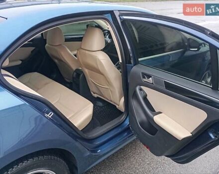 Синій Фольксваген Джетта, об'ємом двигуна 1.8 л та пробігом 85 тис. км за 12600 $, фото 12 на Automoto.ua