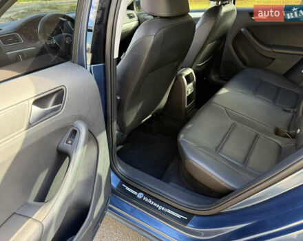 Синій Фольксваген Джетта, об'ємом двигуна 1.4 л та пробігом 100 тис. км за 9500 $, фото 17 на Automoto.ua