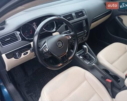 Синій Фольксваген Джетта, об'ємом двигуна 1.8 л та пробігом 85 тис. км за 12600 $, фото 15 на Automoto.ua