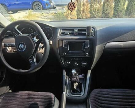 Фольксваген Джетта 2017 в Днепре (Днепропетровске) на Automoto.ua Синий Фольксваген Джетта, объемом двигателя 1.4 л и пробегом 86 тыс. км за 11500 $, фото 10 на Automoto.ua