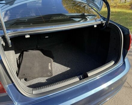 Фольксваген Джетта 2017 в Кривом Роге на Automoto.ua Синий Фольксваген Джетта, объемом двигателя 1.4 л и пробегом 99 тыс. км за 9700 $, фото 19 на Automoto.ua