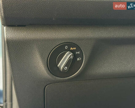 Синий Фольксваген Джетта, объемом двигателя 1.4 л и пробегом 88 тыс. км за 15000 $, фото 34 на Automoto.ua