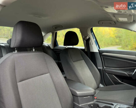 Синий Фольксваген Джетта, объемом двигателя 1.4 л и пробегом 88 тыс. км за 15000 $, фото 28 на Automoto.ua