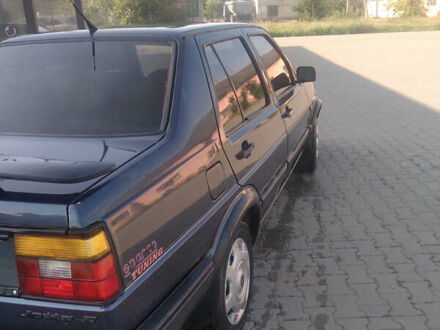 Фольксваген Джетта 1988 у Косове на Automoto.ua Синій Фольксваген Джетта, об'ємом двигуна 0 л та пробігом 340 тис. км за 1200 $, фото 1 на Automoto.ua