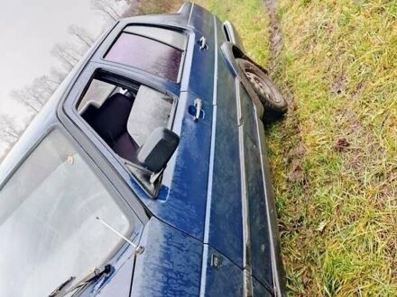 Синий Фольксваген Джетта, объемом двигателя 1.6 л и пробегом 256 тыс. км за 1600 $, фото 1 на Automoto.ua