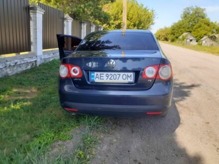 Синій Фольксваген Джетта, об'ємом двигуна 1.6 л та пробігом 300 тис. км за 3497 $, фото 1 на Automoto.ua