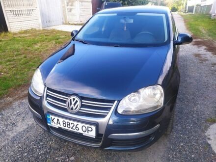 Синий Фольксваген Джетта, объемом двигателя 1.6 л и пробегом 240 тыс. км за 5700 $, фото 1 на Automoto.ua