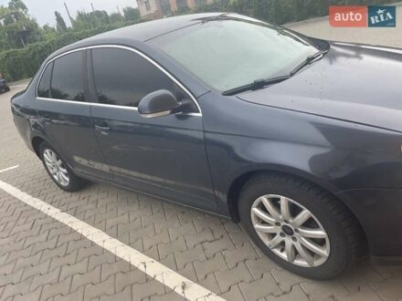Фольксваген Джетта 2007 в Луцке на Automoto.ua Синий Фольксваген Джетта, объемом двигателя 2 л и пробегом 290 тыс. км за 4400 $, фото 1 на Automoto.ua