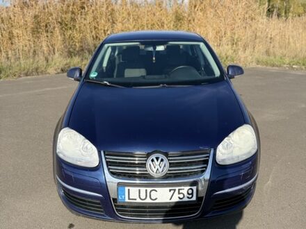 Фольксваген Джетта 2008 в Славянске на Automoto.ua Синий Фольксваген Джетта, объемом двигателя 1.9 л и пробегом 312 тыс. км за 3100 $, фото 1 на Automoto.ua