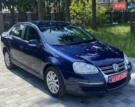 Синій Фольксваген Джетта, об'ємом двигуна 1.6 л та пробігом 206 тис. км за 6100 $, фото 1 на Automoto.ua