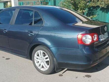 Фольксваген Джетта 2008 в Никополе на Automoto.ua Синий Фольксваген Джетта, объемом двигателя 1.9 л и пробегом 211 тыс. км за 7000 $, фото 1 на Automoto.ua