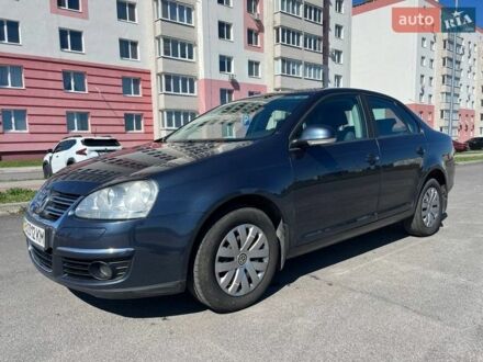 Синій Фольксваген Джетта, об'ємом двигуна 1.6 л та пробігом 238 тис. км за 5499 $, фото 1 на Automoto.ua