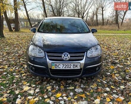 Синий Фольксваген Джетта, объемом двигателя 1.6 л и пробегом 227 тыс. км за 5700 $, фото 1 на Automoto.ua