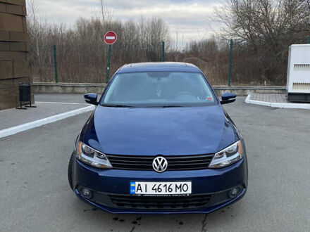 Фольксваген Джетта 2012 в Василькове на Automoto.ua Синий Фольксваген Джетта, объемом двигателя 2.5 л и пробегом 245 тыс. км за 7999 $, фото 1 на Automoto.ua