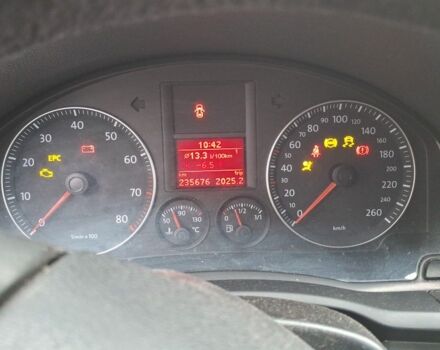 Зелений Фольксваген Джетта, об'ємом двигуна 0 л та пробігом 235 тис. км за 5450 $, фото 6 на Automoto.ua